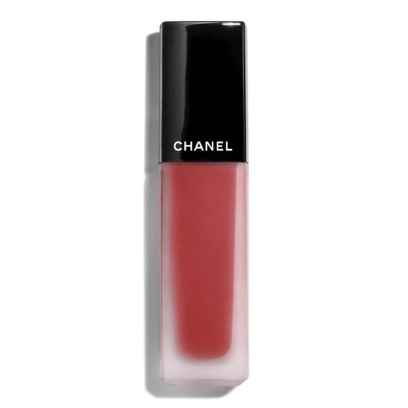 CHANEL Red Lipstick Vibrant Satin Finish - Picture 8 of 9